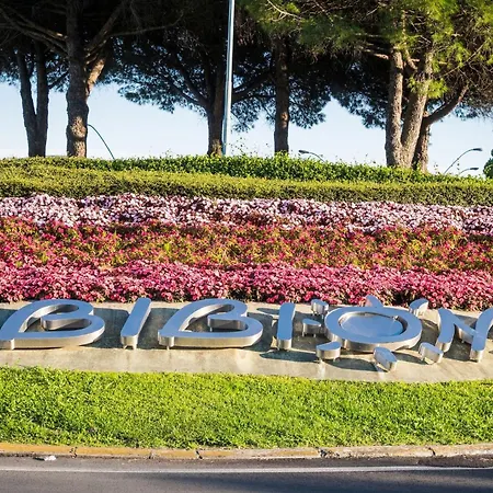 Three-bedroom Very Close To The * Bibione